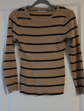 🔥NWOT - Melissa Paige Beige and Black Striped Rib-Knit Crewneck Sweater